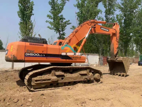 Used Doosan DH500 Excavator 